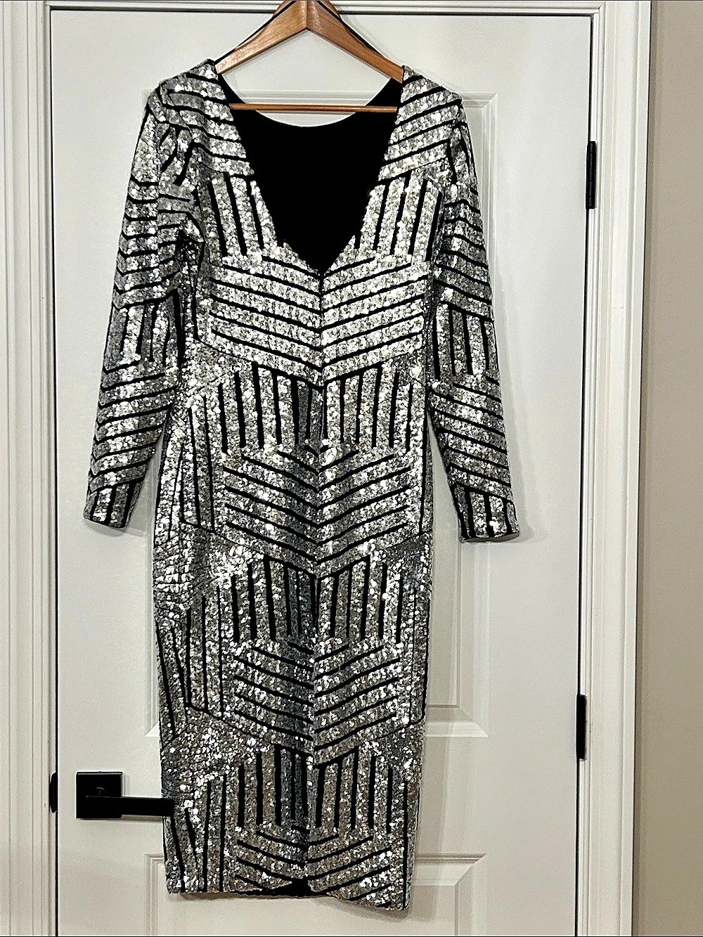 Dress the Population Emery Sequin Midi Dress Black & Silver XL